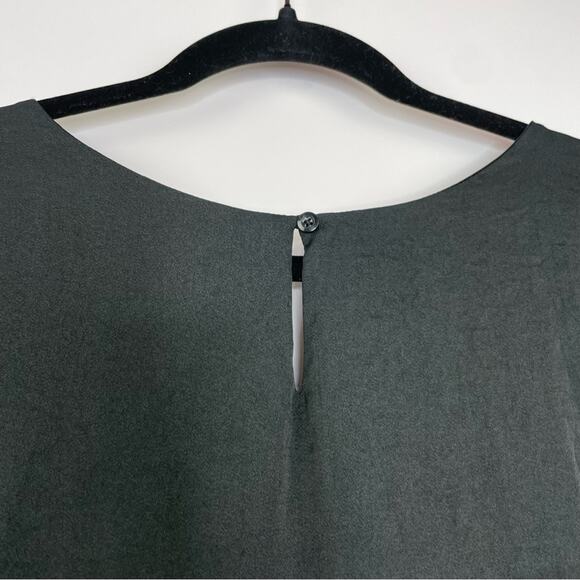 Democracy black blouse keyhole back cold shoulder sleeve size Medium - Picture 10 of 13